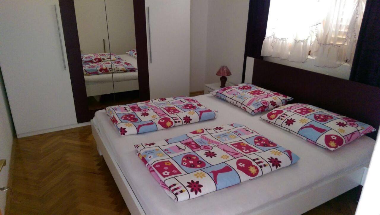 Apartmani Slavica Biograd Na Moru Extérieur photo