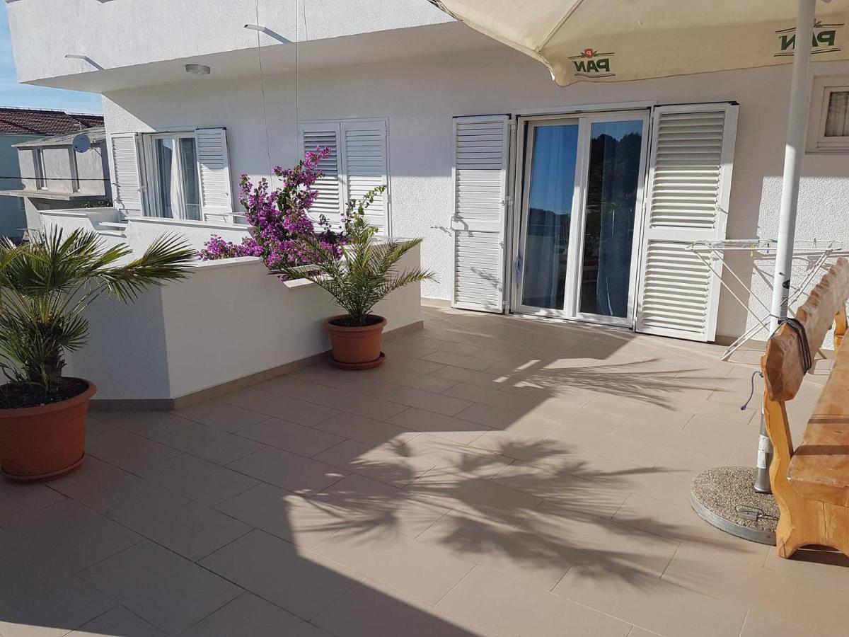 Apartmani Slavica Biograd Na Moru Extérieur photo