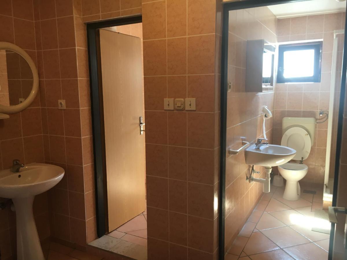 Apartmani Slavica Biograd Na Moru Extérieur photo
